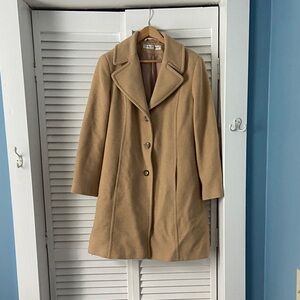 Vintage Women’s Camel Single-Breasted Pea Coat